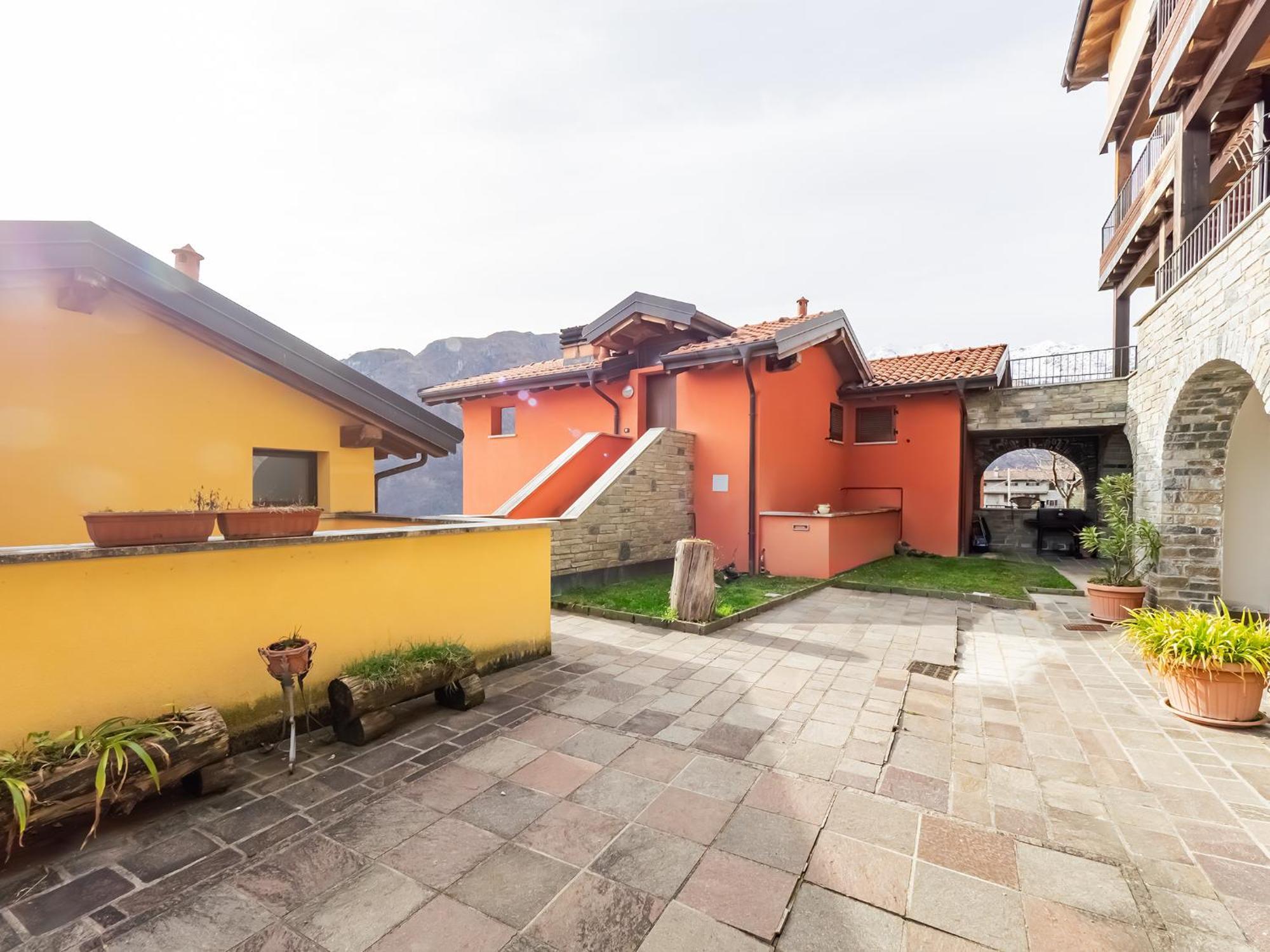 Apartament Rododendro House Relax Morbio Zewnętrze zdjęcie